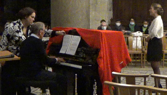 camp chantant 2021 Ainay, Vincent Coiffet, piano - Charlotte Legrand, direction